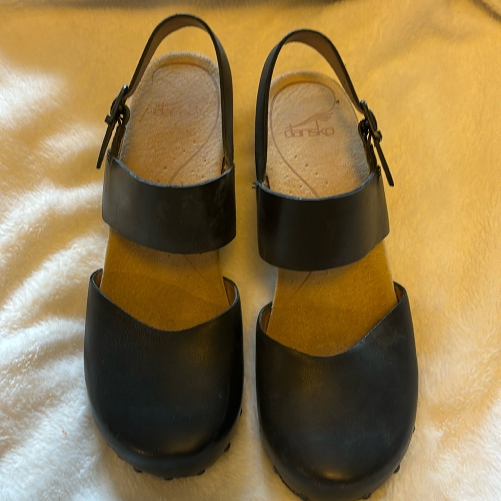 Dansko slingback Mary Jane clog. Size 39